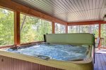 6-7 man hot tub with covered deck